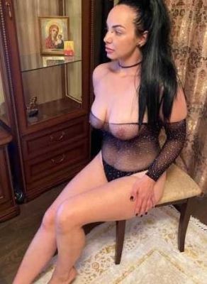 Заказать путану в Иркутске (Лилия, 22 лет)