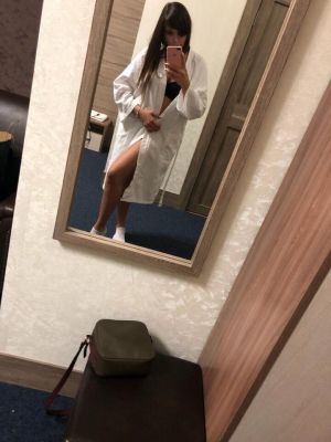 Индивидуалка по вызову Карина, 21 лет, Иркутск, работает 24 7