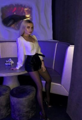 Снять госпожу в Иркутске (КИРА, тел. 8 964 228-01-17)