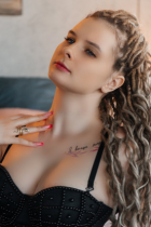 8 995 989-72-32 Проститутка Ася (23 лет, Иркутск)